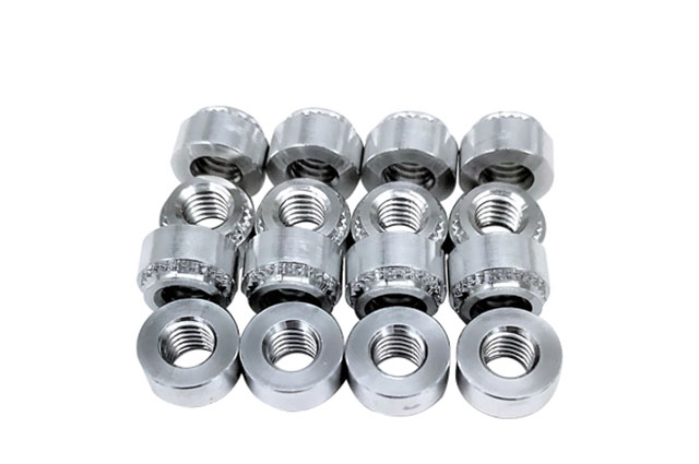 1573560048839439.jpg 15.3 鋁合金鉚柱.jpg