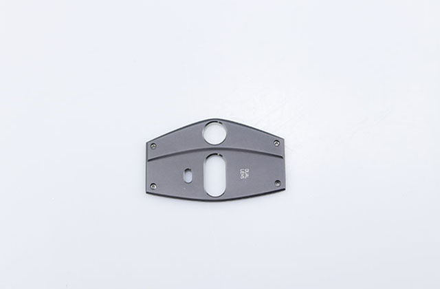 怎么通過CNC加工精密CNC加工來完成CNC加工數(shù)碼零件加工？