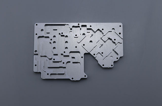 數(shù)控管板零件加工有什么優(yōu)勢？